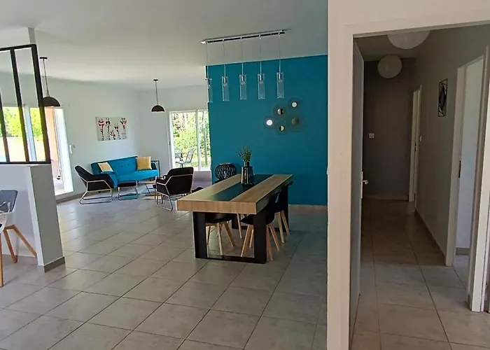 La Lyne - Moderne 4 8 Personnes Clim Hébergement de vacances Lèzan